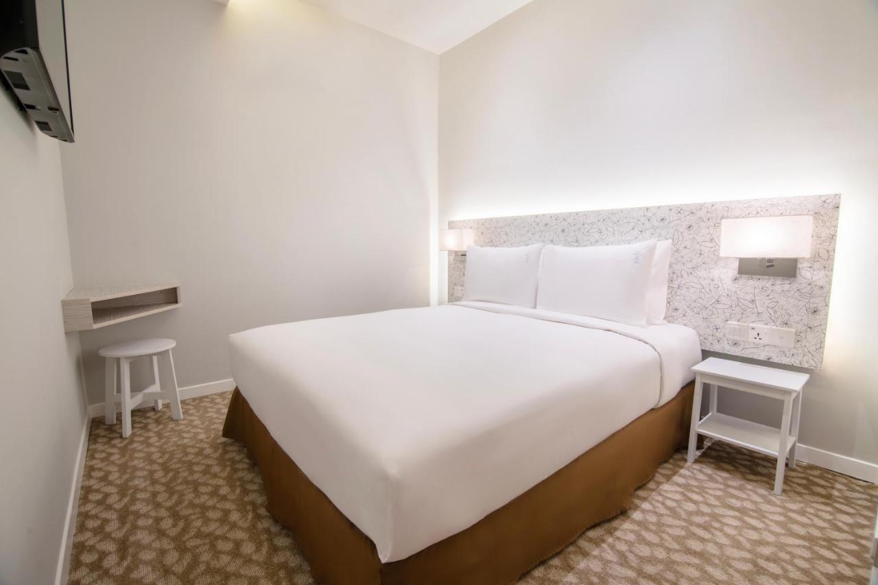 Holiday Inn Express & Suites Johor Bahru By Ihg Exterior photo