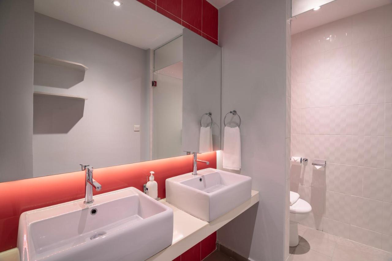 Holiday Inn Express & Suites Johor Bahru By Ihg Exterior photo