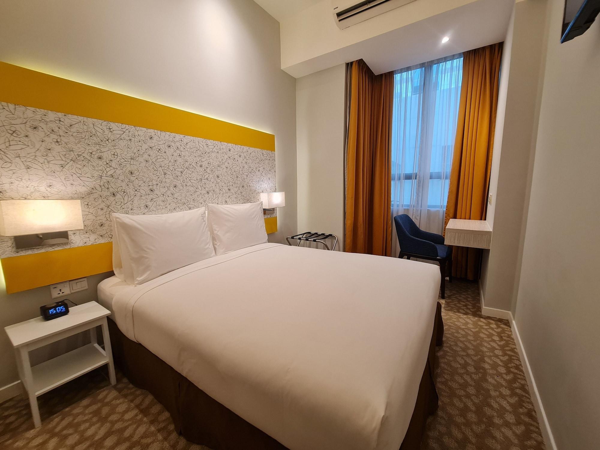 Holiday Inn Express & Suites Johor Bahru By Ihg Exterior photo