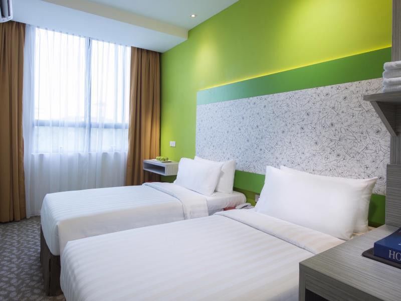 Holiday Inn Express & Suites Johor Bahru By Ihg Exterior photo